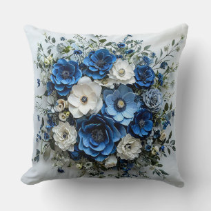 Schöne blaue und weiße Blumenanordnung Kissen