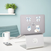 Schöne blaue weiße Blumenbögen Herz Fuchs Aufkleber (Laptop auf Schreibtisch)