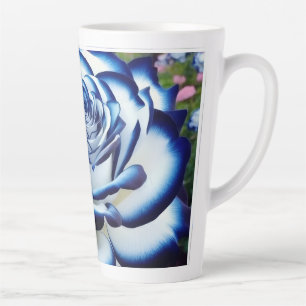 Schöne Blume Latte Tasse
