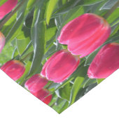 Schöne Blume mit Federpink Kurzer Tischläufer (Ecke)
