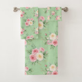 Schöne Blumen in Pastellfarben auf Hellgrün Badhandtuch Set (Insitu)