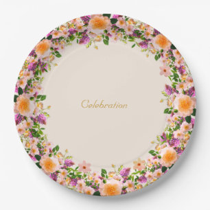 Schöne Blumenkrone  Kranz auf Sand beige Pappteller
