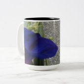 Schöne BlumenTasse Zweifarbige Tasse (Vorderseite Links)