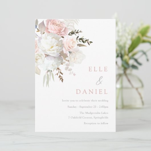 Schöne Blütenhochzeit mit weißer Blüte Einladung (Stehend Vorderseite)