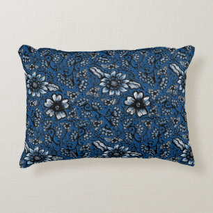 Schöne Boho-Blume Classic Blue Dekokissen