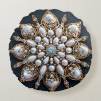 Schöne Brooch