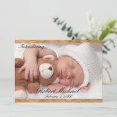Schöne Brown Rustic Newborn Boy Ankündigung (Stehend Vorderseite)