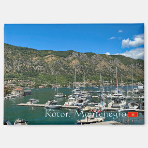 Schöne Bucht von Kotor in Montenegro Reise Magnet