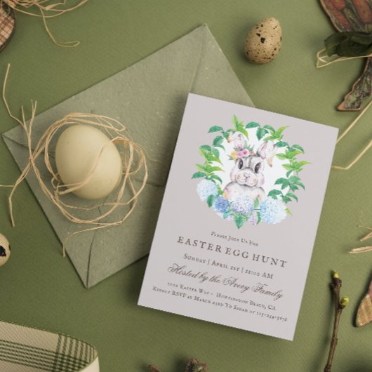 Schöne Bunny Floral Wreath Ostereier Jagd Einladung