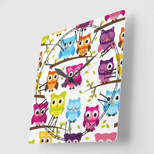 Schöne bunte kundenspezifische Eule Quadratische Wanduhr (Winkel)