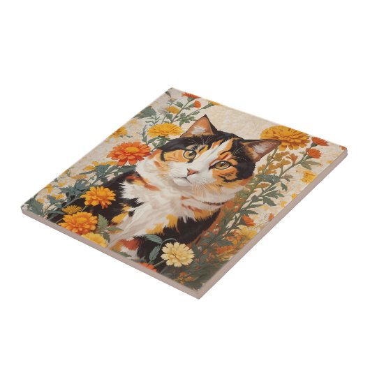 Schöne Calico Katze mit marigold Blume Fliese (Seite)