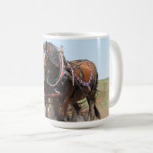 Schöne Clydesdale Pferde pflügen Kaffeetasse (VorderseiteRechts)