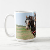 Schöne Clydesdale Pferde pflügen Kaffeetasse (Links)