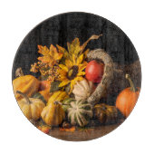 Schöne Cornucopia gefüllt mit Herbstgürteln Schneidebrett (Vorderseite)