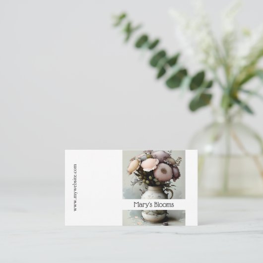 Schöne Cremes und weiße Aquarelltöne Visitenkarte (Stehend Vorderseite)