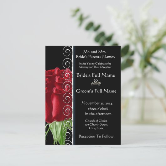 Schöne Elegante Rote Rose Hochzeit Einladung (Stehend Vorderseite)