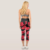Schöne Erinnerung rotes Mohnmuster Capri Leggings (Rückseite)