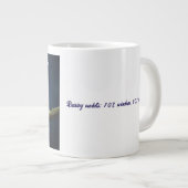 Schöne Eule und ihre Kugeln Tasse (Vorderseite Rechts)