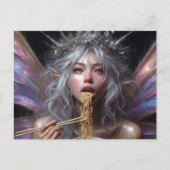 Schöne Fee isst Nudeln Postkarte (Vorderseite)