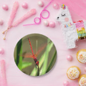 Schöne Firecracker Dragonfly Akryllische Malerei Pappteller (Party)