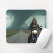 Schöne Frau auf Motorrad \ Tornado Mousepad (Mit Mouse)