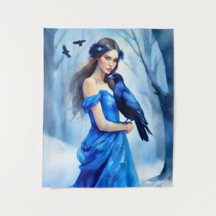 Schöne Frau mit einem Raben in einem Schneewald Wandteppich