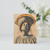 schöne Frau mit einem Siebhut Postkarte (Stehend Vorderseite)