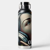 Schöne Frau mit Kopfhörern in Sonnenblumen Trinkflasche (Vorderseite)