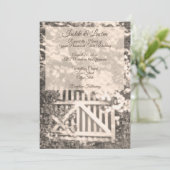 Schöne Garden Gate Wedding Einladung (Stehend Vorderseite)