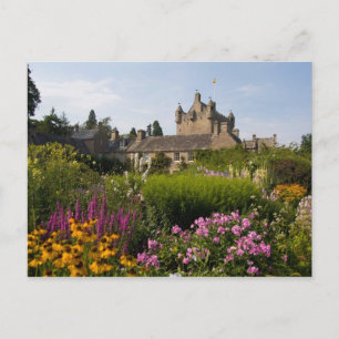 Schöne Gärten und berühmtes Schloss in Postkarte