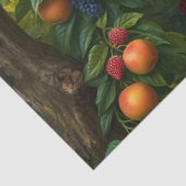 Schöne Gartenlandschaft mit reifen Äpfeln und Trau Seidenpapier (Ausschnitt)