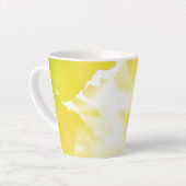 Schöne gelbe Blume Print Latte Tasse (Linke Ecke)