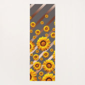 Schöne gelbe Blumen auf grauen, braunen Streifen Yogamatte (Rückseite)