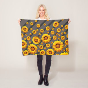 Schöne gelbe Blumen auf grauen, schwarzen Streifen Fleecedecke