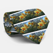 Schöne, gelbe, orangefarbene Blume Krawatte (Gerollt)