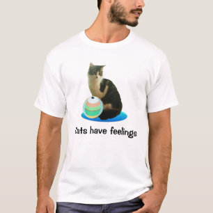 Schöne getigerte Katze T-Shirt