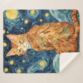 Schöne Ginger Tabby Cat in der Sternennacht Sherpadecke (Vorderseite (Horizontal))