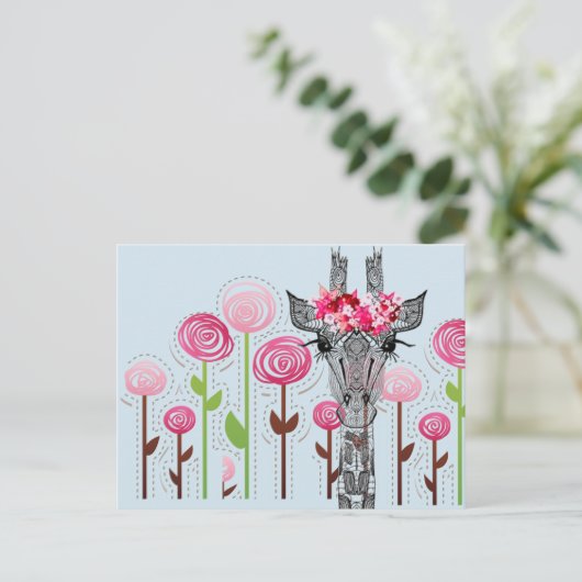 Schöne Giraffe mit Blume im Garten Postkarte (Stehend Vorderseite)