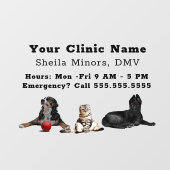 Schöne glückliche Hunde und Katze Veterinärmedizin Fensteraufkleber (Blatt)