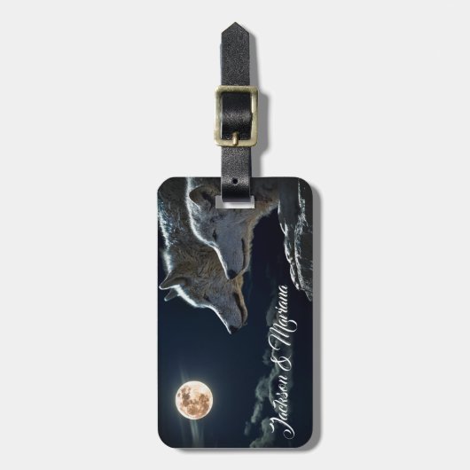 Schöne graue Wölfe nachts Gepäckanhänger (Vorderseite vertikal)