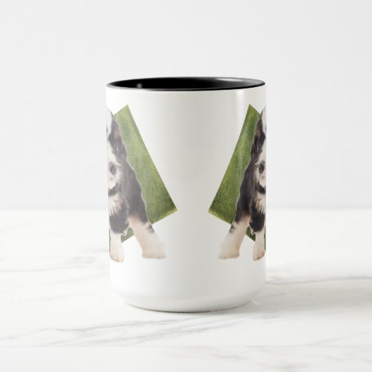 Schöne grüne Bernedoodle Welpe Art Tasse (Zentrum)