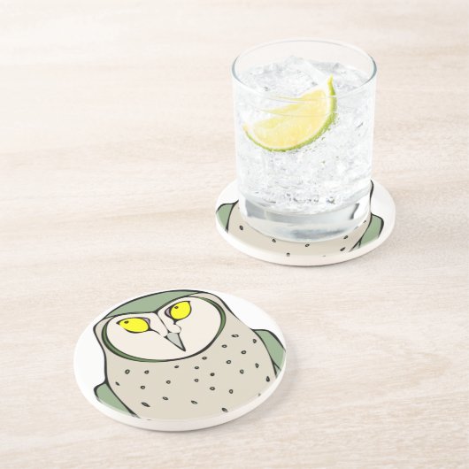 Schöne grüne Eule in Weiß Sandstein Untersetzer (Seite)
