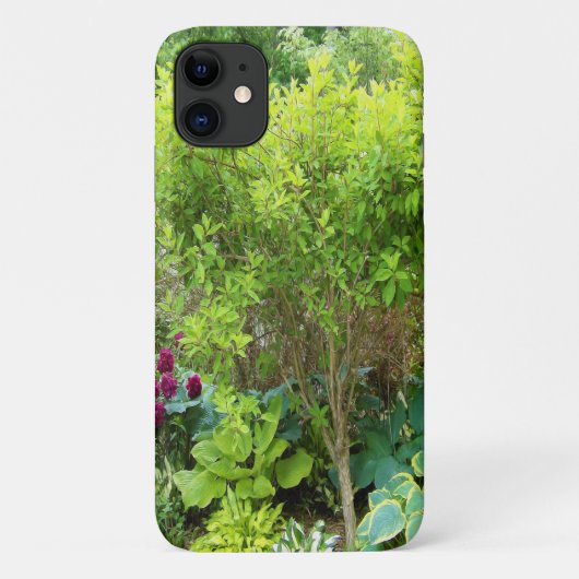 Schöne Grüne Gartenlandschaft mit Hostas Case-Mate iPhone Hülle (Rückseite)