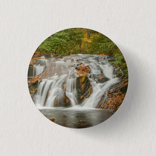 Schöne Herzöge Bach Wasserfall in N. Georgia Button (Vorderseite)