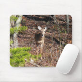 Schöne Hirsche in der Waldnaturfotografie Mousepad (Mit Mouse)