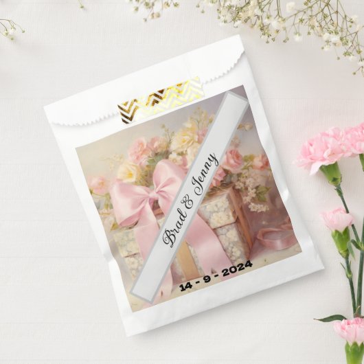 Schöne Hochzeitsstimmung mit Blume Geschenktütchen (Versiegelt)