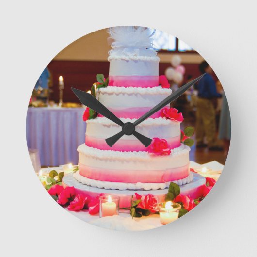 Schöne Hochzeitstorte Runde Wanduhr (Vorderseite)