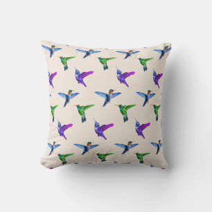 Schöne Hummingbirds auf Light Champagne Beige Kissen