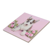 Schöne Husky-Welpe mit rosa Rosen Fliese (Seite)