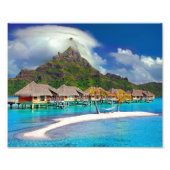 Schöne Hütten am Wasser in Bora Bora Fotodruck (Vorne)